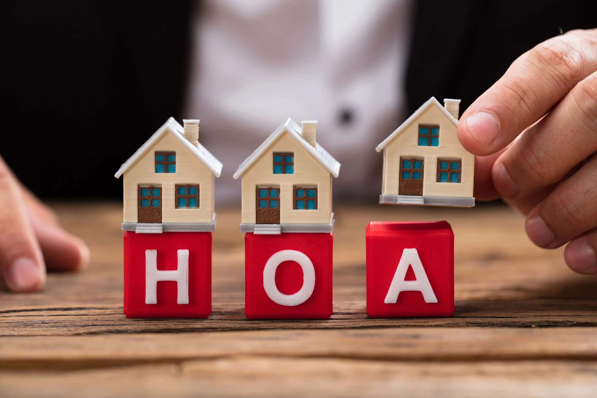 3 Things to Know About HOA Meetings in Colorado Springs, CO